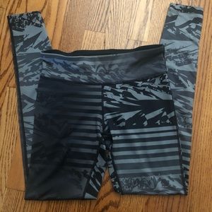 DRI-FIT NIKE LEGGINGS